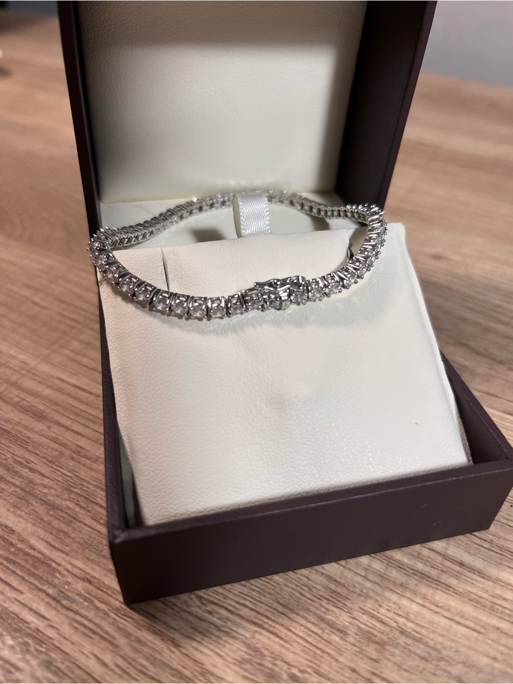925 Sterling Silver Tennis Bracelet Clear Round Stones 7.25” Made in China